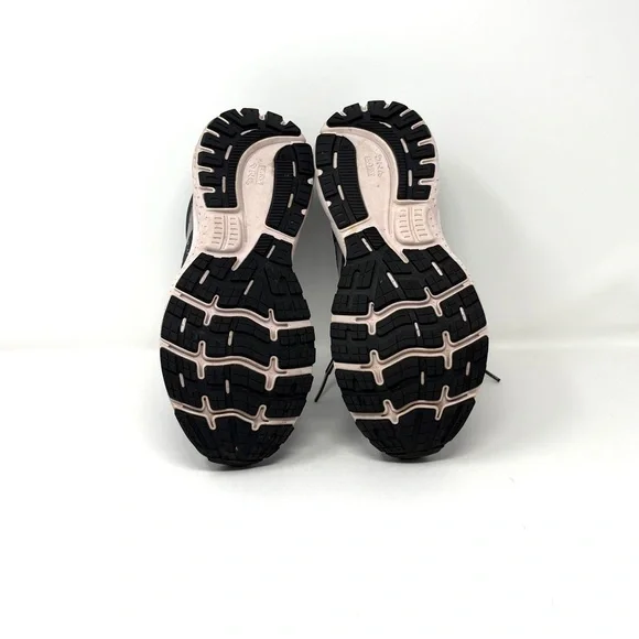 Brooks Ghost 13 Pale Pink & Dark Charcoal Grey Ombré Athletic Shoes - Picture 6 of 11